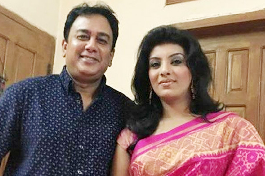 দাম্পত্যজীবন নিয়ে গুঞ্জন প্রসঙ্গে জাহিদ হাসান, আমরা ভালো আছি