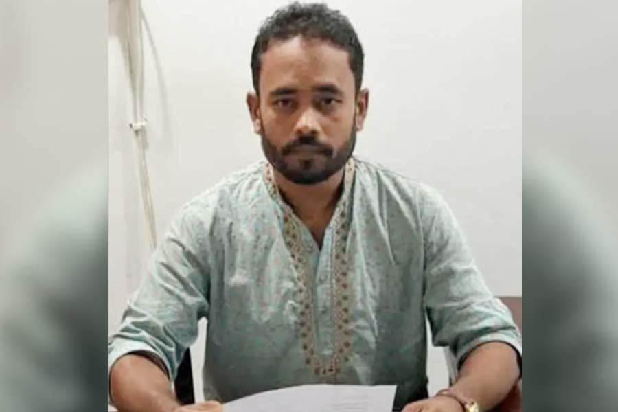 গোপালগঞ্জে আ’লীগ নেতার পদত্যাগ