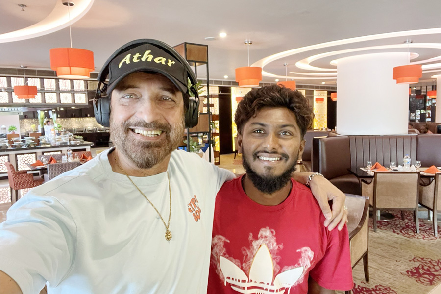 জাকেরের মিসক্যাচ ম্যাচের মোড় ঘুরিয়ে দিলো