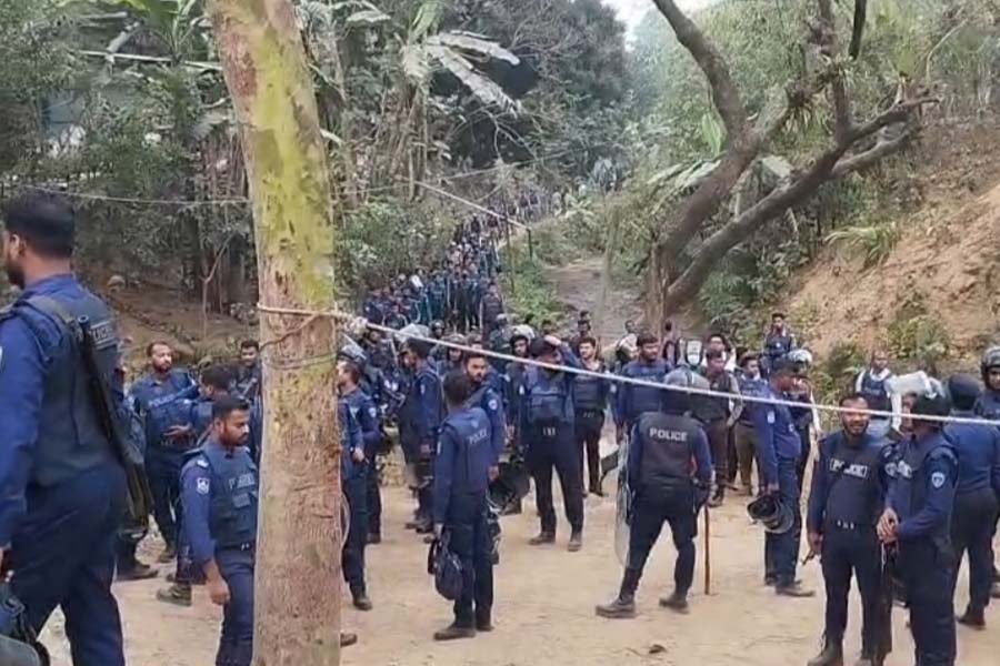 জঙ্গল সলিমপুরে চার হাজার সদস্য নিয়ে যৌথ অভিযান