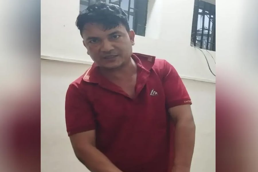 গ্রেপ্তার হওয়া যুবদল নেতা ইমন সরকার। ছবি: সংগৃহীত
