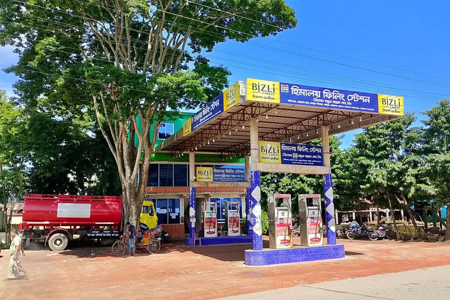 কেন্দুয়ায় ফুয়েল কার্ড ছাড়া মিলবে না জ্বালানি