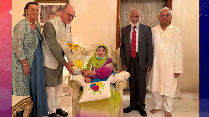 খালেদা জিয়ার সঙ্গে জার্মান রাষ্ট্রদূতের সস্ত্রীক সাক্ষাৎ