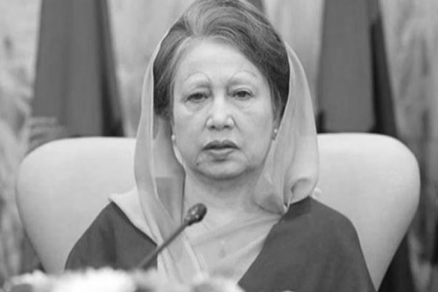 লন্ডনে খালেদা জিয়ার রুহের মাগফিরাত কামনায় দোয়া