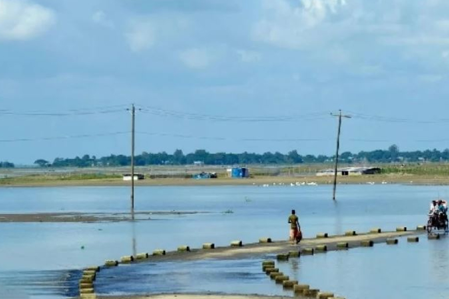 খালিয়াজুরীতে বিএনপির ‘সুপার ফাইভ’ বাহিনীর চাঁদাবাজি