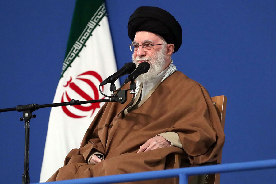 নিরাপদ স্থানে সরিয়ে নেওয়া হয়েছে খামেনিকে