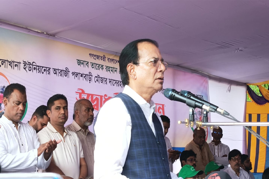 ৫ বছরে দেশে ২০ কোটি গাছ রোপণ করা হবে: ত্রানমন্ত্রী