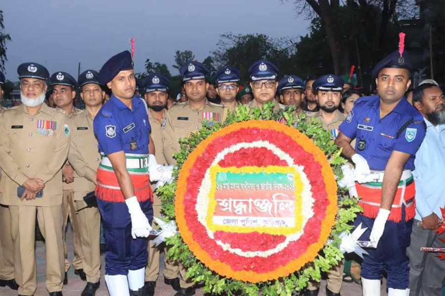 কুড়িগ্রামে জেলা পুলিশের পক্ষে স্বাধীনতা ও জাতীয় দিবস পালিত