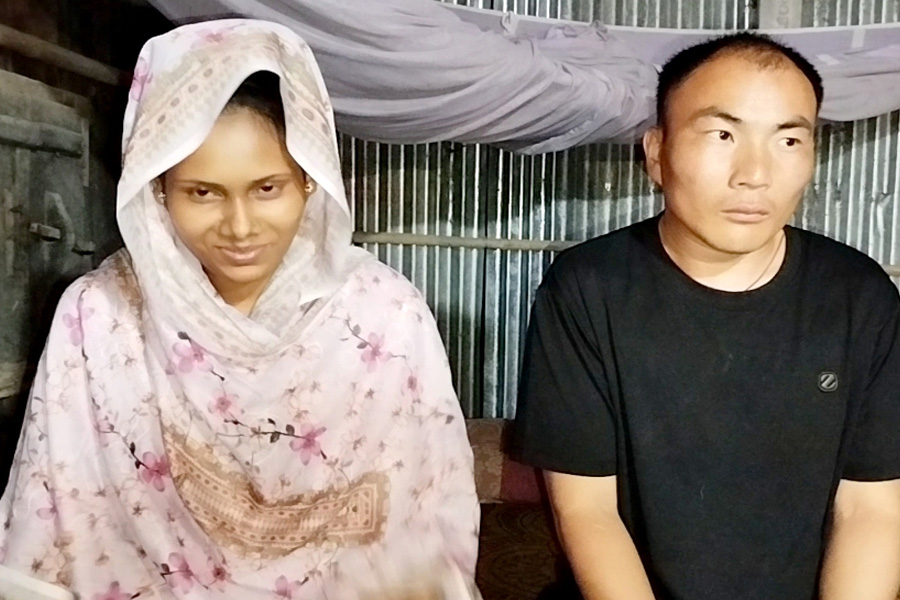 ফুলবাড়ীতে মোরশেদার প্রেমে চীন থেকে আন হুং হোয়েই