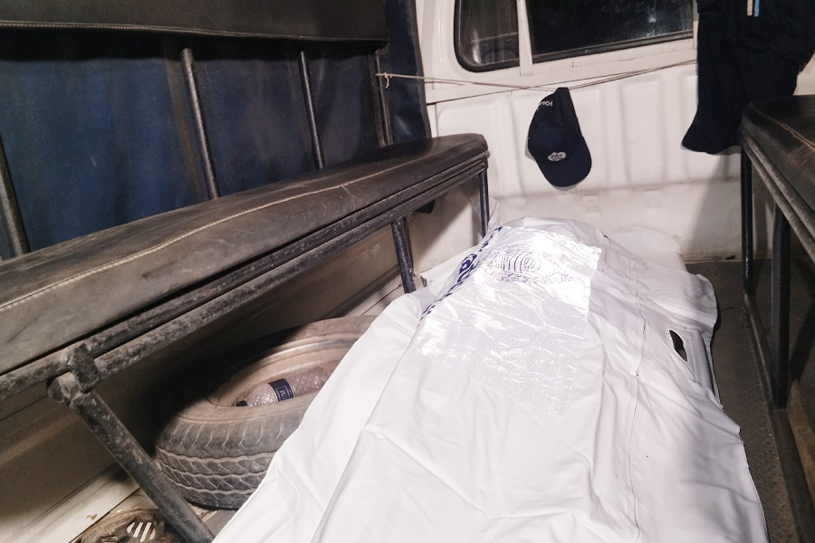 কুমারখালীতে পরকিয়ার জেরে যুবকে কুপিয়ে হত্যার অভিযোগ