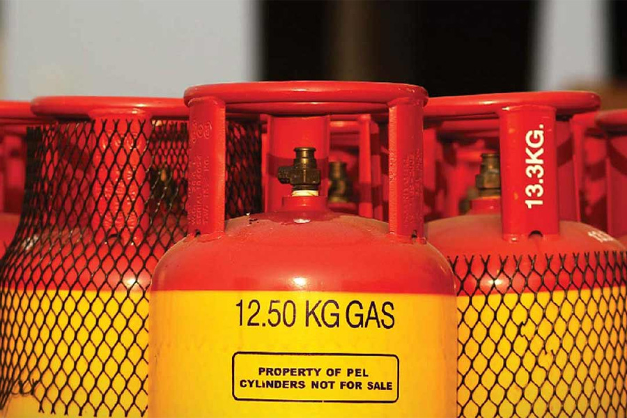 ৩ টাকা কমলো এলপি গ্যাসের দাম