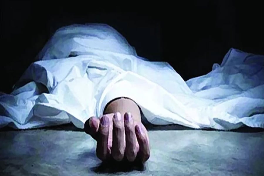 আনোয়ারা হাসপাতালে স্ত্রীর মরদেহ রেখে উধাও স্বামী