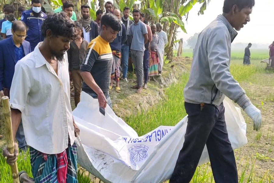 ছেলের মামলায় কবর থেকে বাবার লাশ উত্তোলন