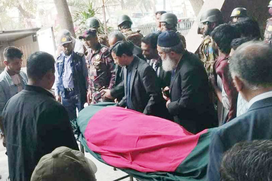 শেষ গোসলের পর হাদির মরদেহ জাতীয় হৃদরোগ ইনস্টিটিউটে