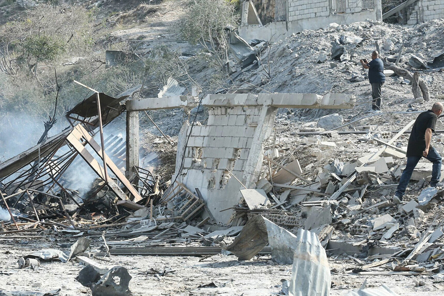 লেবাননের চার শহরে ইসরায়েলের বিমান হামলা