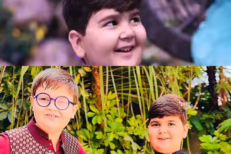 ‘পিছে তো দেখো’