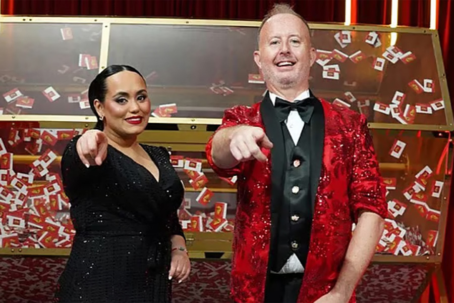 স্ত্রীর নামে লটারির টিকিটে জিতলেন বাংলাদেশি প্রবাসী