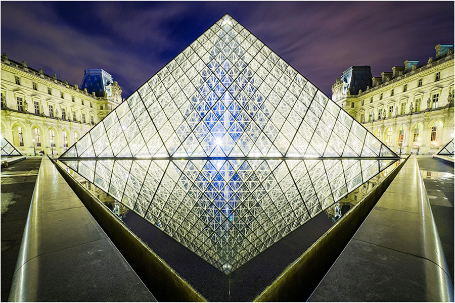 ৭ মিনিটেই ল্যুভর জাদুঘরে দুর্ধর্ষ চুরি, বন্ধ ঘোষণা