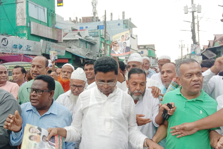 শিবচরে তারেক রহমানের ৩১ দফা বাস্তবায়নে বিএনপি'র নেতাকর্মীরা