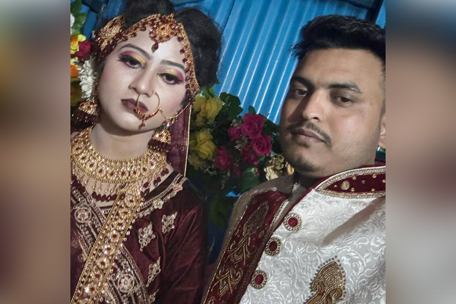 রাজৈরে প্রবাসীর স্ত্রীর আত্মহত্যার অভিযোগ