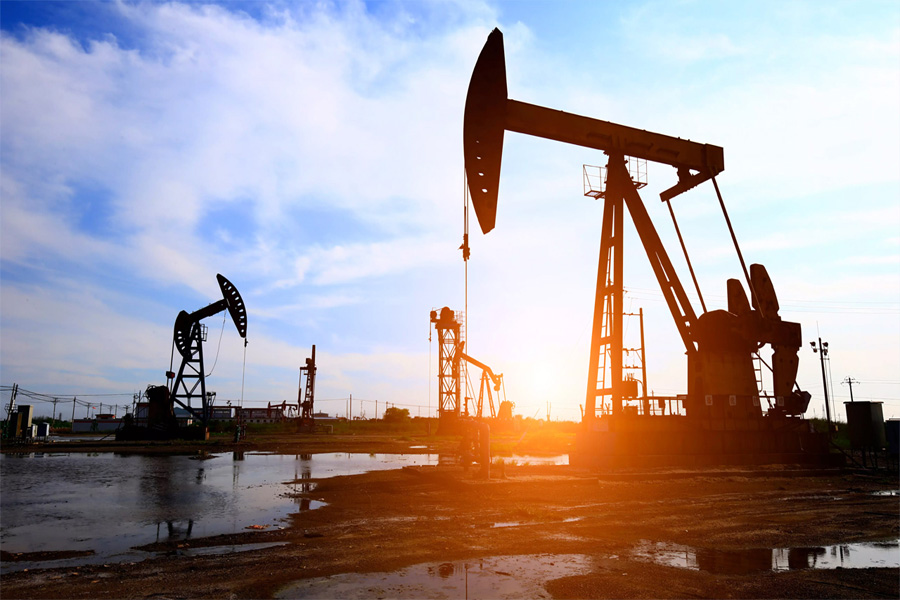 মাদুরোকে আটকানোর পর বিশ্ববাজারে তেলের দাম কমল