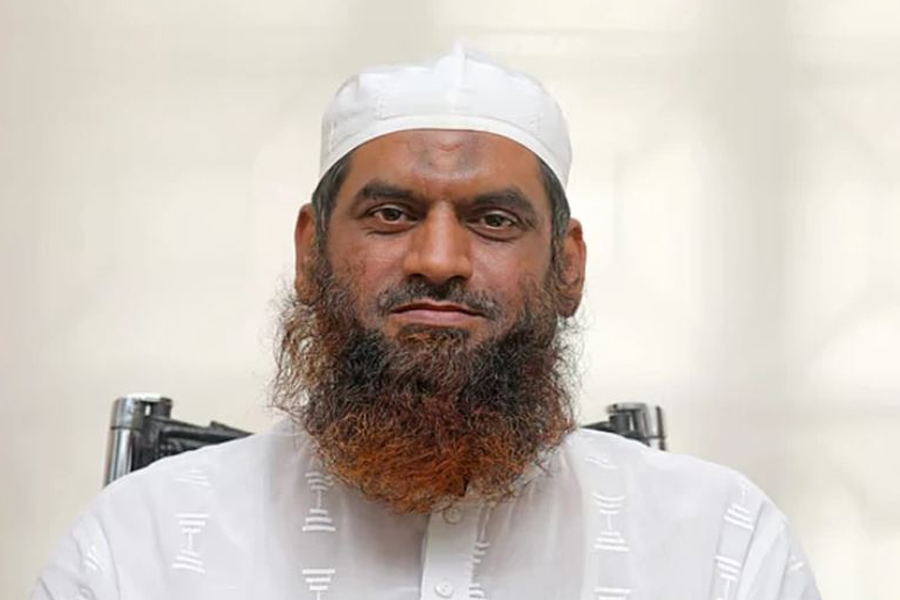 মাওলানা মামুনুল হককে শোকজ