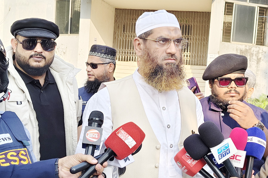 অপ্রীতিকর কিছু না ঘটলে ফলাফল মেনে নেব: মামুনুল হক