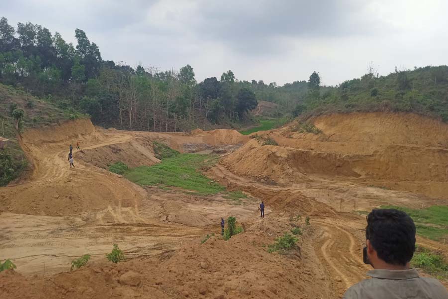 মানিকছড়িতে পাহাড় কাটার মহাউৎসব, প্রসাশনের অভিযান