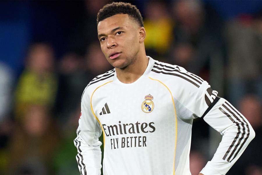 চ্যাম্পিয়ন্স লিগ থেকে বিদায়ের পর আবেগঘন বার্তা এমবাপ্পের