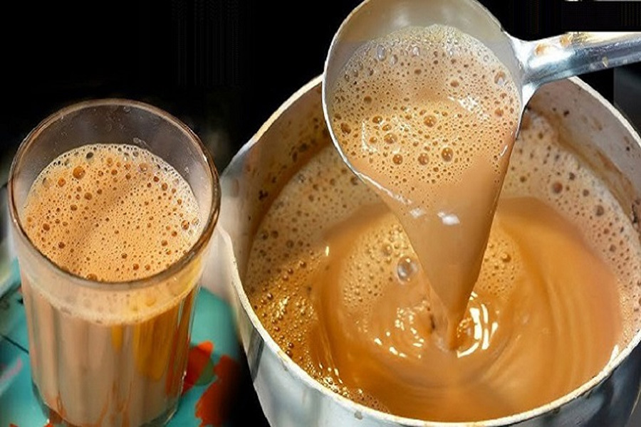 বৃষ্টির দিনে দুধ চা খাওয়ার আগে জানুন ক্ষতিকর দিকগুলো