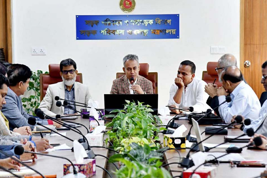 অনৈতিক চর্চা পরিহারে কঠোর বার্তা সড়কমন্ত্রীর