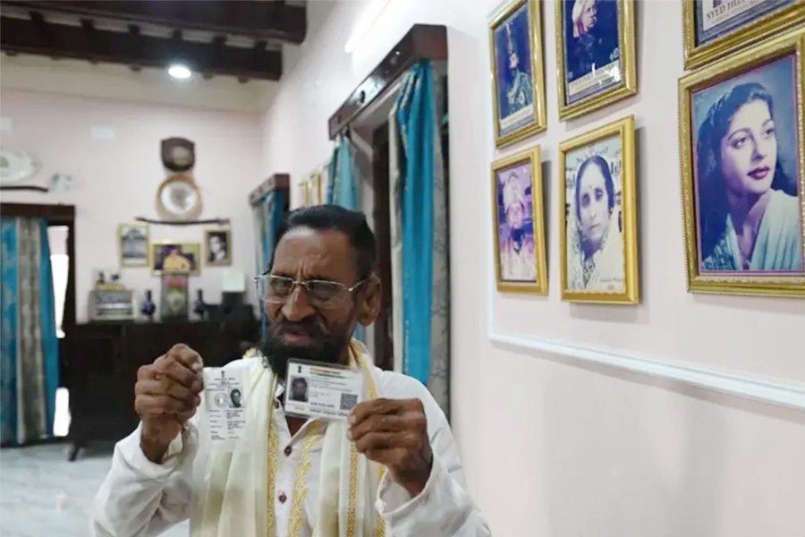 ভোটাধিকার কেড়ে নেওয়া হলো মীর জাফরের বংশধরদের