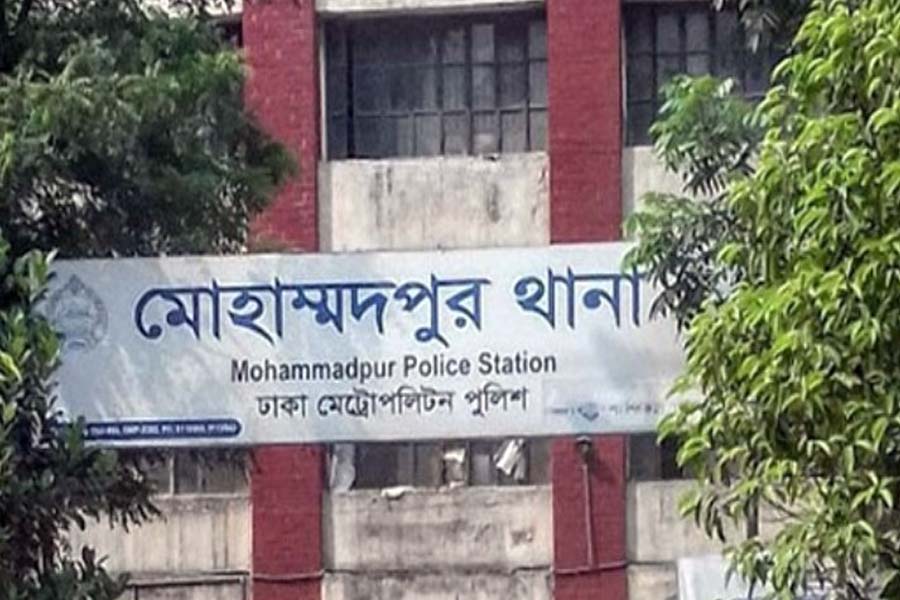 মোহাম্মদপুরে ছিনতাইয়ের শিকার দুদক মহাপরিচালক, গ্রেপ্তার ২