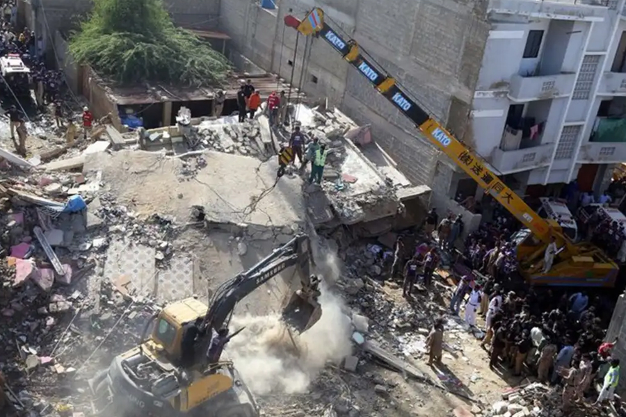 মরক্কোতে পাশাপাশি দুটি ভবন ধসে নিহত ২২, আহত ১৬