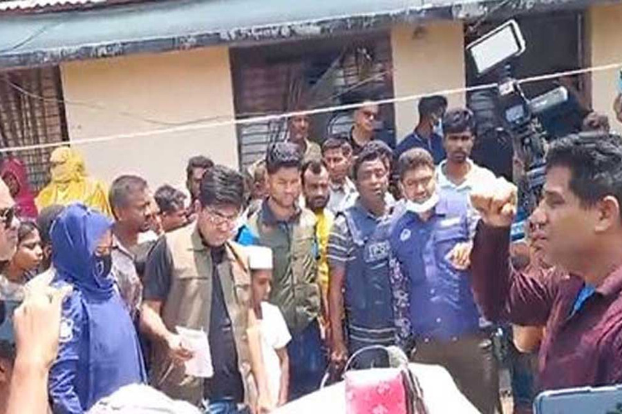 নেশার টাকার বিরোধে মাকে পিটিয়ে হত্যা, ছেলে আটক