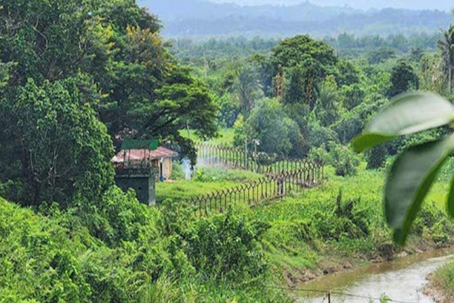 আবারও বিস্ফোরণে কাঁপল উখিয়া-টেকনাফ সীমান্ত