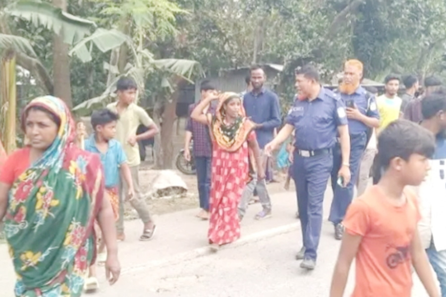 গৌরীপুরে মাছবাহী ট্রাকের ধাক্কায় অটোচালক নিহত