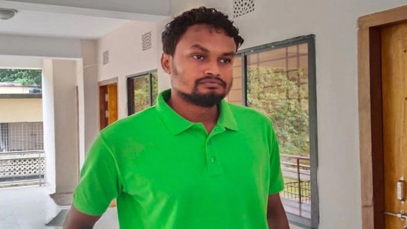 দুর্নীতির দায়ে সহযোদ্ধাদের হাতে অবরুদ্ধ সমন্বয়ক