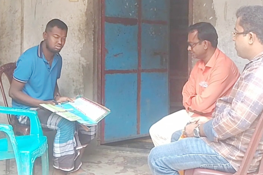 নাগরপুরে ২ কিডনি বিকল, বাঁচতে চায় বিষু ব্যাপারী