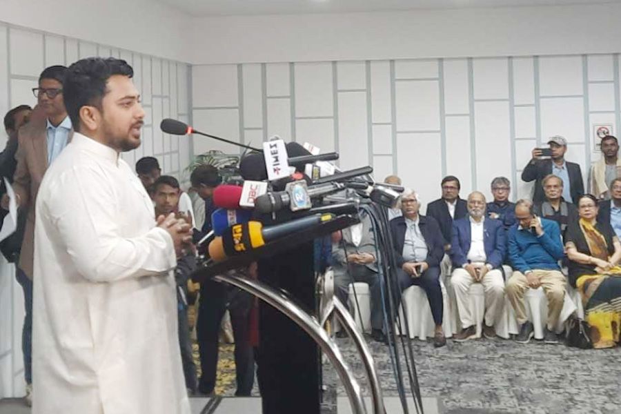 এমন হামলা কোনোভাবেই গ্রহণযোগ্য নয়: নাহিদ