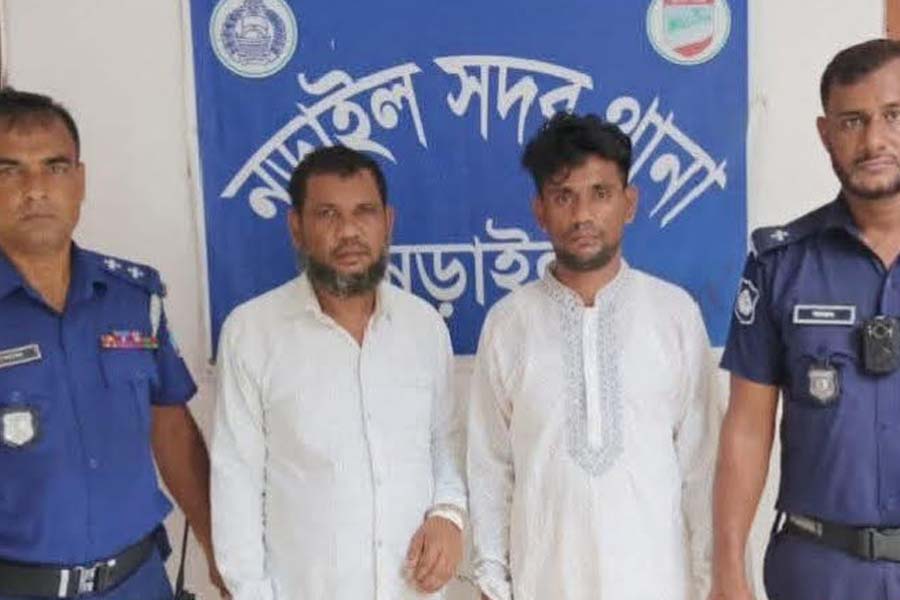 নড়াইলে ৩০০ পিস ইয়াবাসহ বাবা ও ছেলে আটক