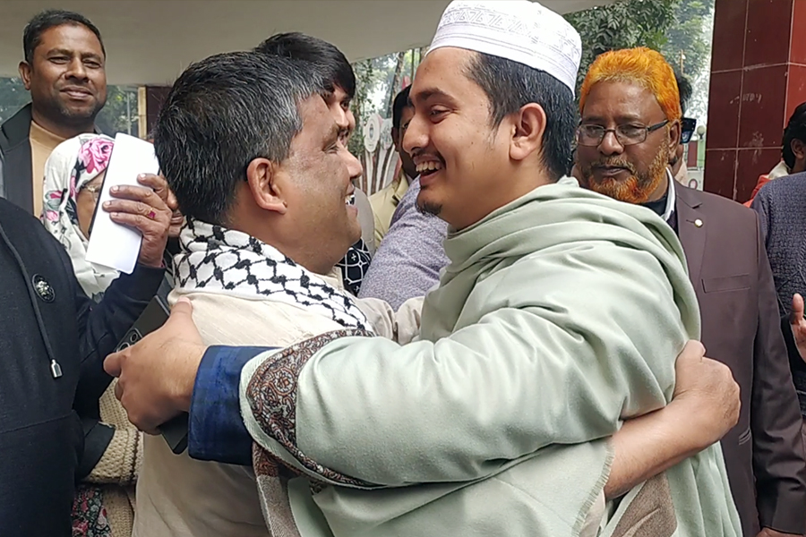 সারজিস ও নওশাদের একসঙ্গে দেশ গড়ার অঙ্গীকার