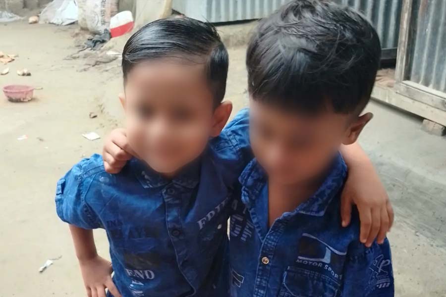 খেলতে গিয়ে পানিতে ডুবে প্রাণ গেল দুই ভাইয়ের