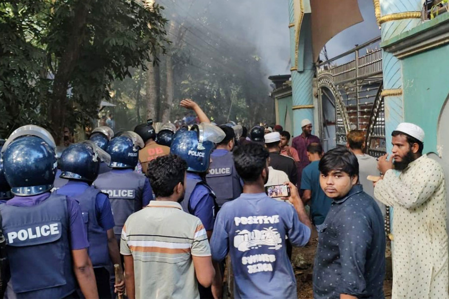 নুরাল পাগলার দরবারে হামলা: ৮ আসামির স্বীকারোক্তি