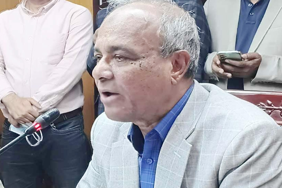 পেঁয়াজ আমদানি হলে দাম কমবে, সবজির দাম সহনীয়: স্বরাষ্ট্র উপদেষ্টা