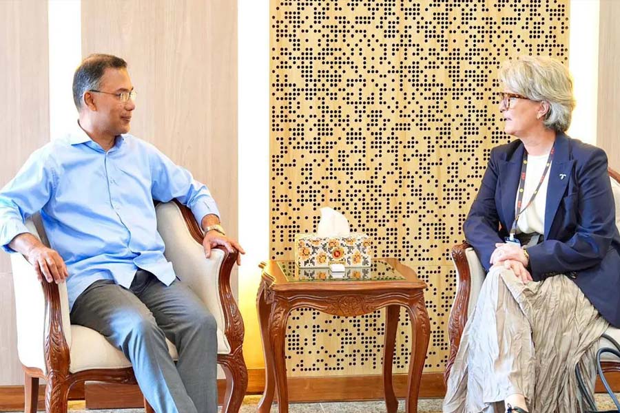 তারেক রহমানের সাথে টেলিনর গ্রুপের প্রধান নির্বাহীর সাক্ষাৎ