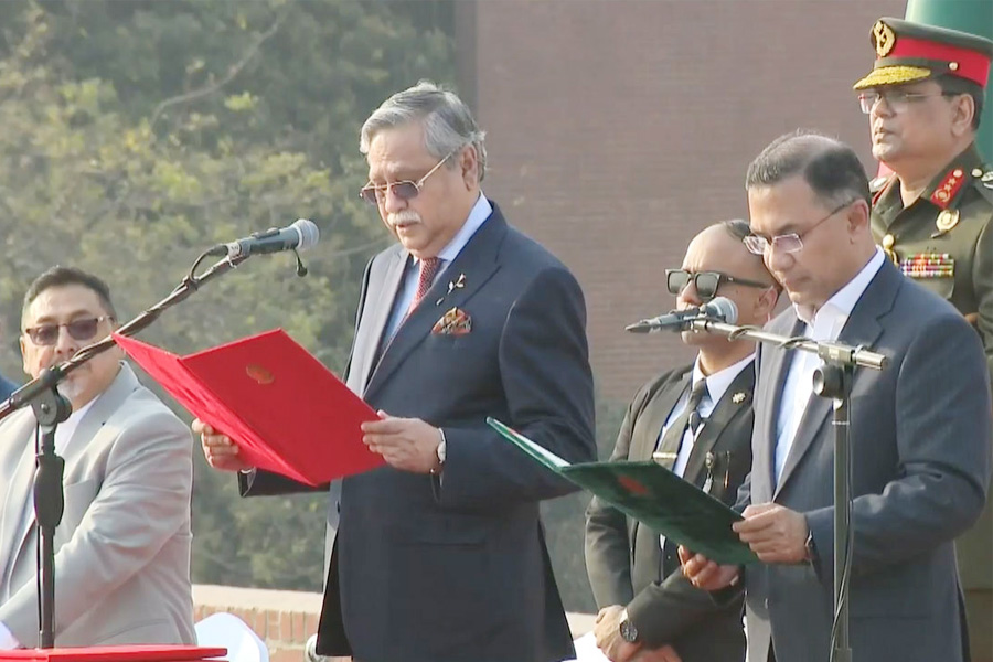 শপথ নিলেন দেশের ১১তম প্রধানমন্ত্রী তারেক রহমান