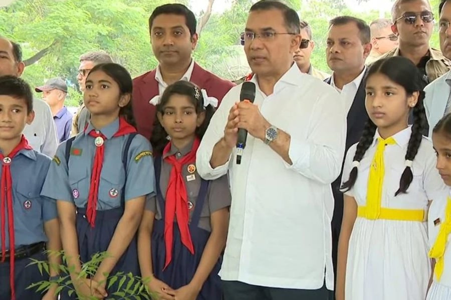 সকালে প্রাথমিক শিক্ষা পদক-২০২৬ প্রদান অনুষ্ঠানের আগে এ কর্মসূচির উদ্বোধন করেন প্রধানমন্ত্রী। ছবি: ভিওডি বাংলা