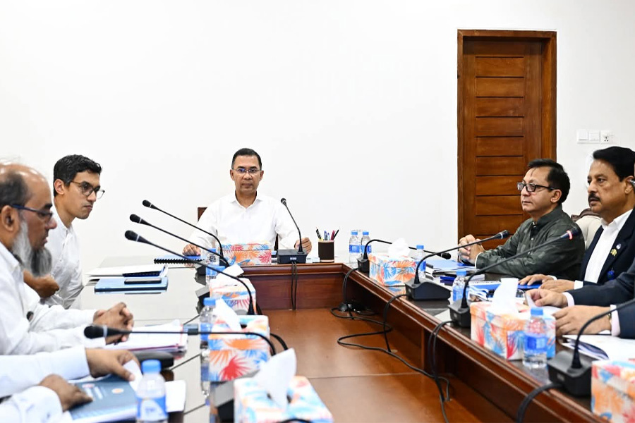 প্রধানমন্ত্রীর সভাপতিত্বে বন্ধ কলকারখানা চালু ও ব্যবস্থাপনা নিয়ে সভা অনুষ্ঠিত