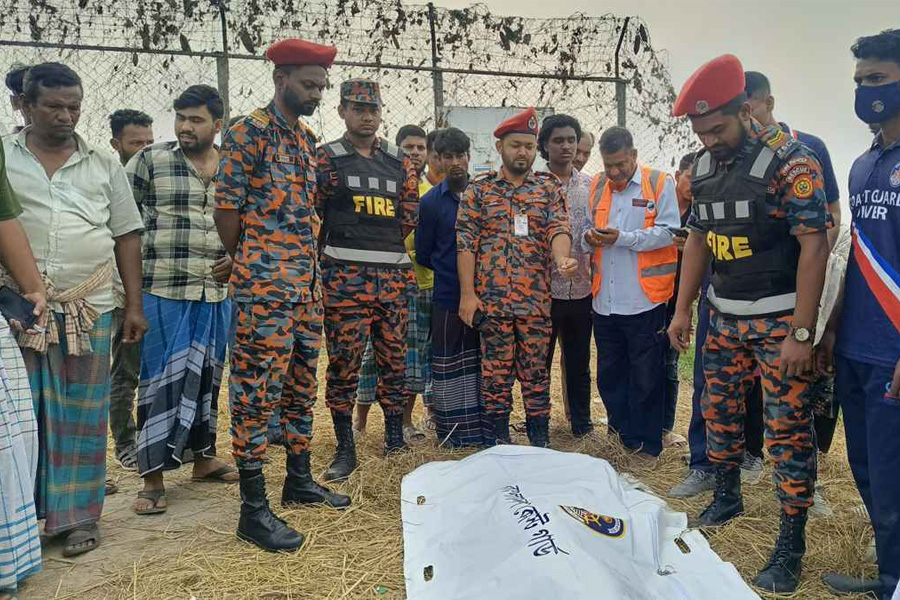 নিখোঁজ ৪৩ ঘণ্টা পর পদ্মায় মিলল স্কুলছাত্রের মরদেহ